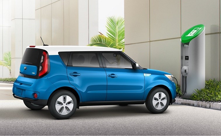 Top 10 Electrical cars with best driving range-2
