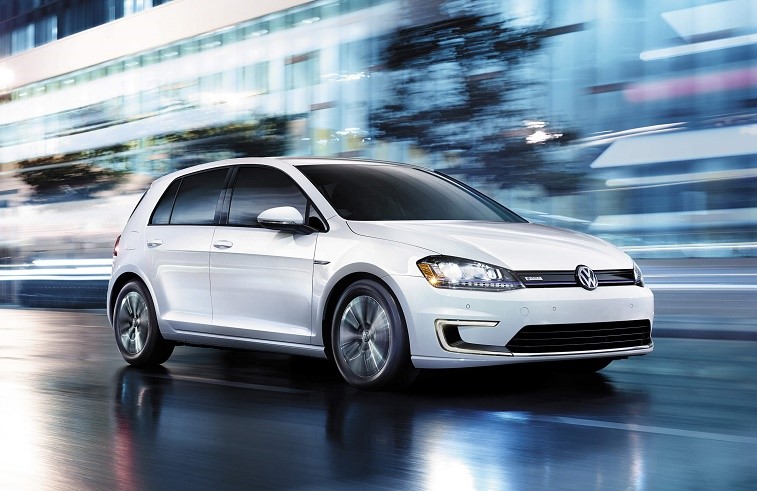 Top 10 Electrical cars with best driving range-6