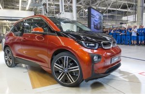 Top 10 Electrical cars with best driving range-8