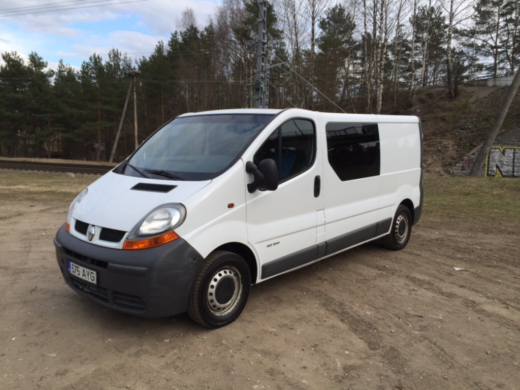 Autolevi-rendiauto-renault-trafic