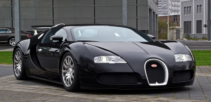 Bugatti_Veyron_16.4_–_Frontansicht_(1),_5._April_2012,_Düsseldorf
