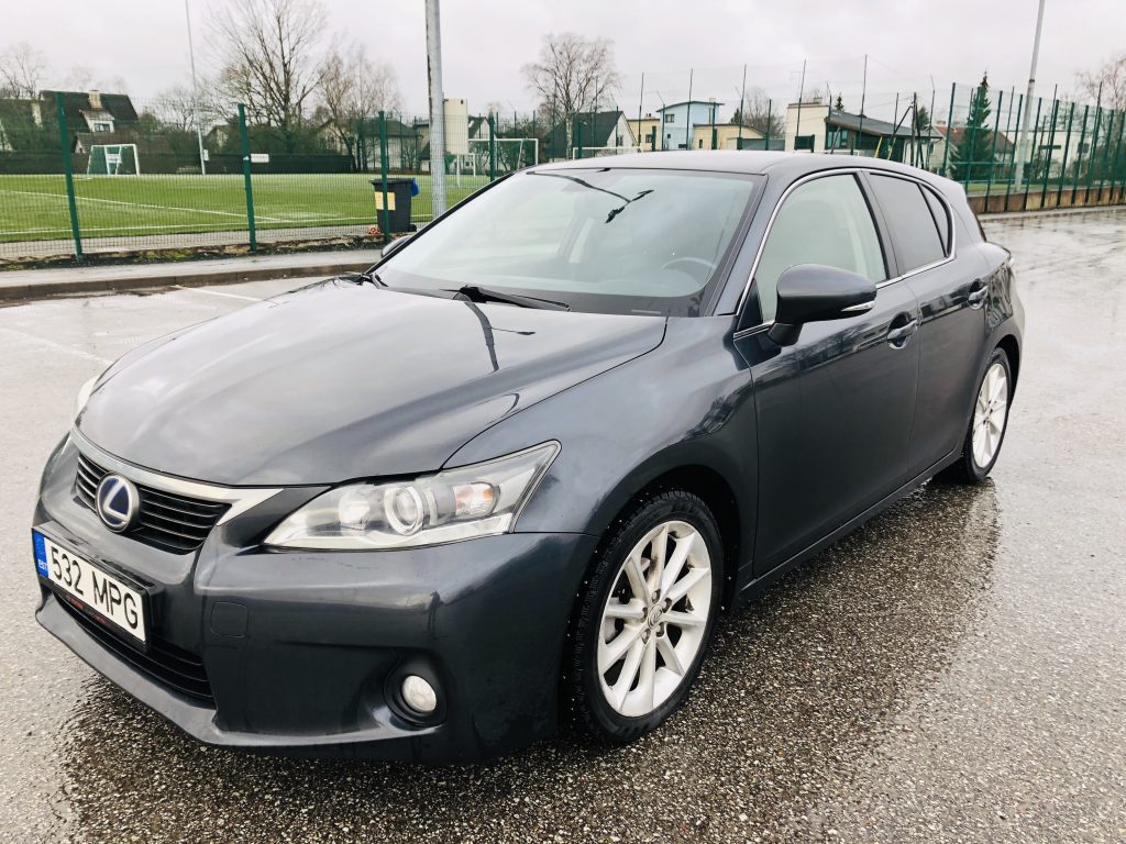 lexus ct autolevi pulmaauto rent